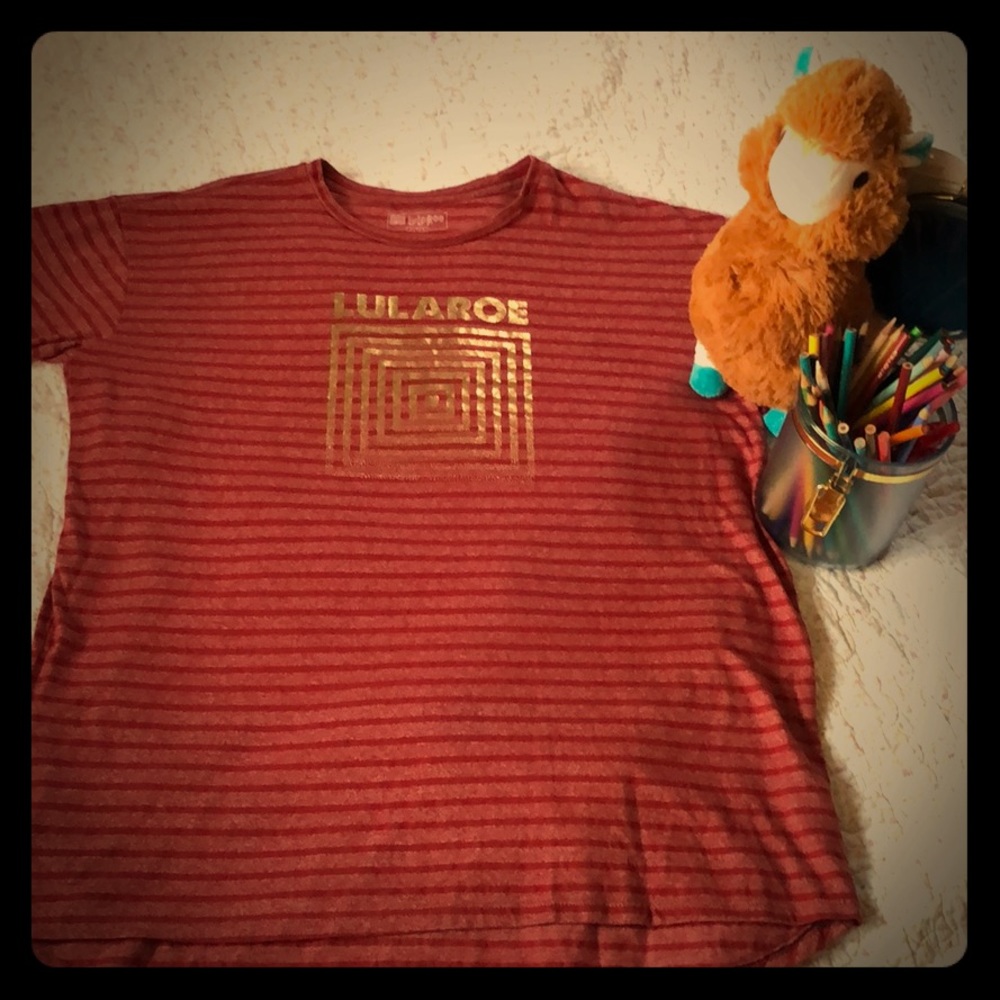 LulaRoe Consultant Tee